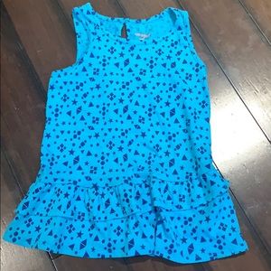 light blue💎shirt with dark blue💙 colors